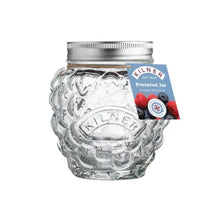 Load image into Gallery viewer, A Kilner berry glass preserve jar with a textured clear glass body, a silver metal screw lid, and a blue product tag attached on the right side, shown against a plain white background. | Hadley Green Home
