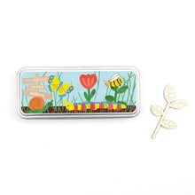 Load image into Gallery viewer, Make Your Own Mini Beasts Garden
