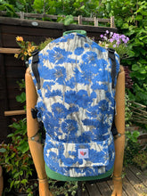 Load image into Gallery viewer, Sensimo Slings - Freely Grow - Buckle Carrier - Cornflowers | Little Twidlets
