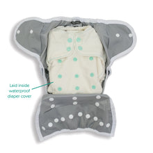 Load image into Gallery viewer, Thirsties fitted nappy in wrap Little twidlets
