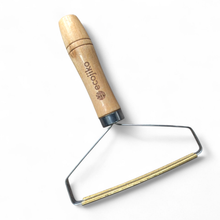 Load image into Gallery viewer, Wooden Lint &amp; Hair Remover, Pet Hair Remover

