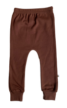 Load image into Gallery viewer, Beeboobuzz_brown_baby_leggings Little Twidlets
