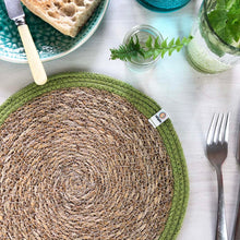 Load image into Gallery viewer, Set of 6 Seagrass &amp; Jute Tablemats - Natural/Green Table set | Hadley Green Home
