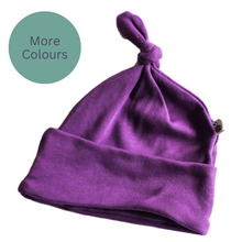 Load image into Gallery viewer, Beeboobuzz Baby Hat 3-6 Months
