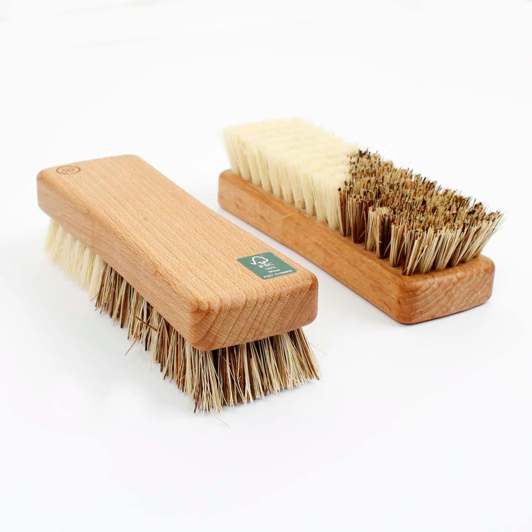 Wooden Vegetable Brush | Green Pioneer