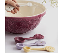 Load image into Gallery viewer, In The Meadow Set of 4 Measuring Spoons
