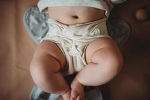Load image into Gallery viewer, Buttons Flat Cloth Diapers 6 pack
