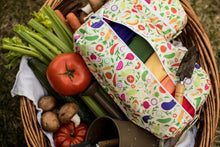 Load image into Gallery viewer, buttons mega pod gardening | Hadley Green Home
