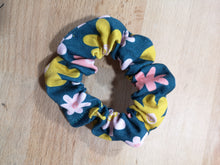 Load image into Gallery viewer, Handmade Scrunchies - Had Davies

