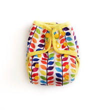 Load image into Gallery viewer, Bebeboo Reusable nappy Wrap cover print Little twildletsSpring new leaf wrap
